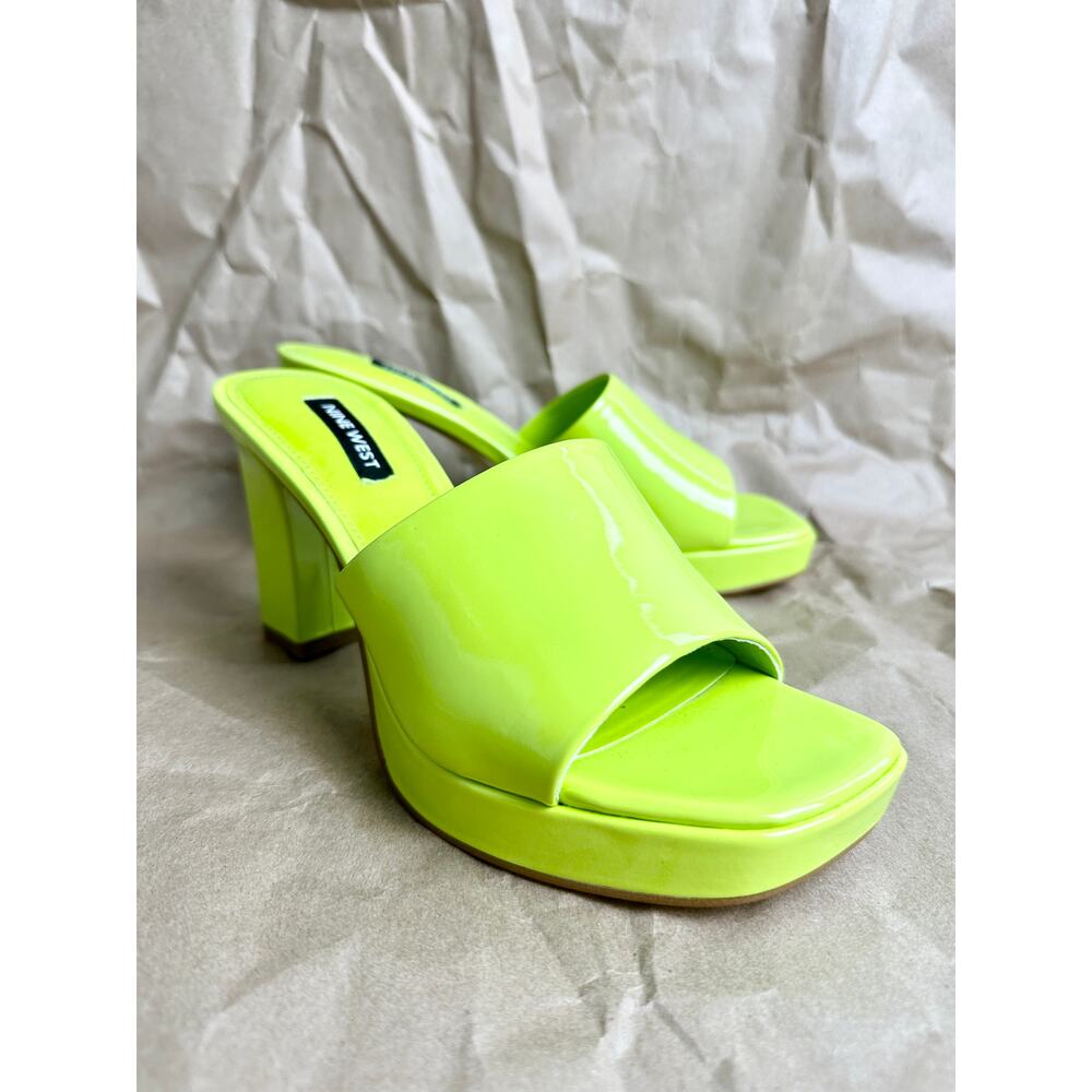 Nine West Behot Heeled Lime Neon Green Slide Sandals Patent Mules Size 7